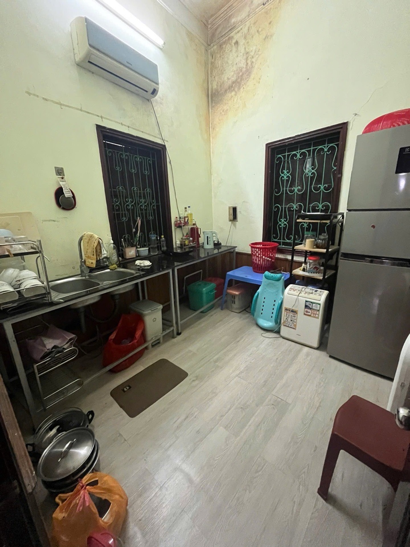 Bán nhà Đại Từ - diện tích 90m2 3 tầng - Nhà cũ xác định bán đất - giá 17,2 tỷ