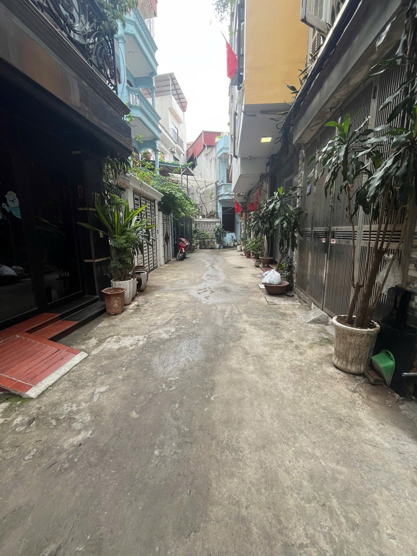 Bán nhà Đại Từ - diện tích 90m2 3 tầng - Nhà cũ xác định bán đất - giá 17,2 tỷ