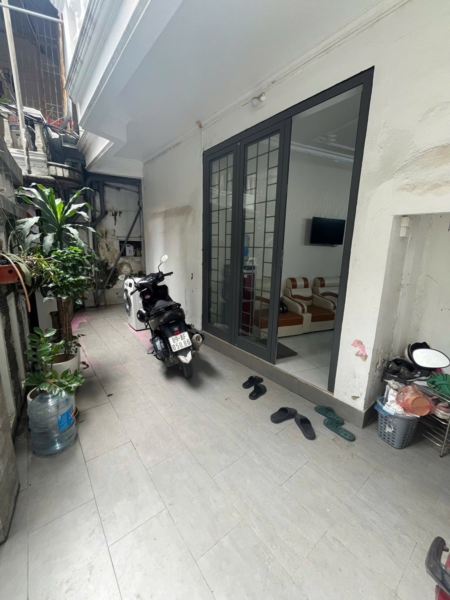 Bán nhà Đại Từ - diện tích 90m2 3 tầng - Nhà cũ xác định bán đất - giá 17,2 tỷ