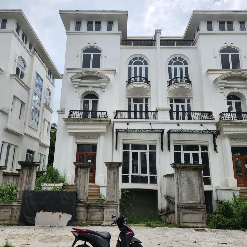 Bán nhà Lê Quang Đạo - diện tích 200m2 4 tầng - Biệt thự song lập xây thô - giá 52 tỷ