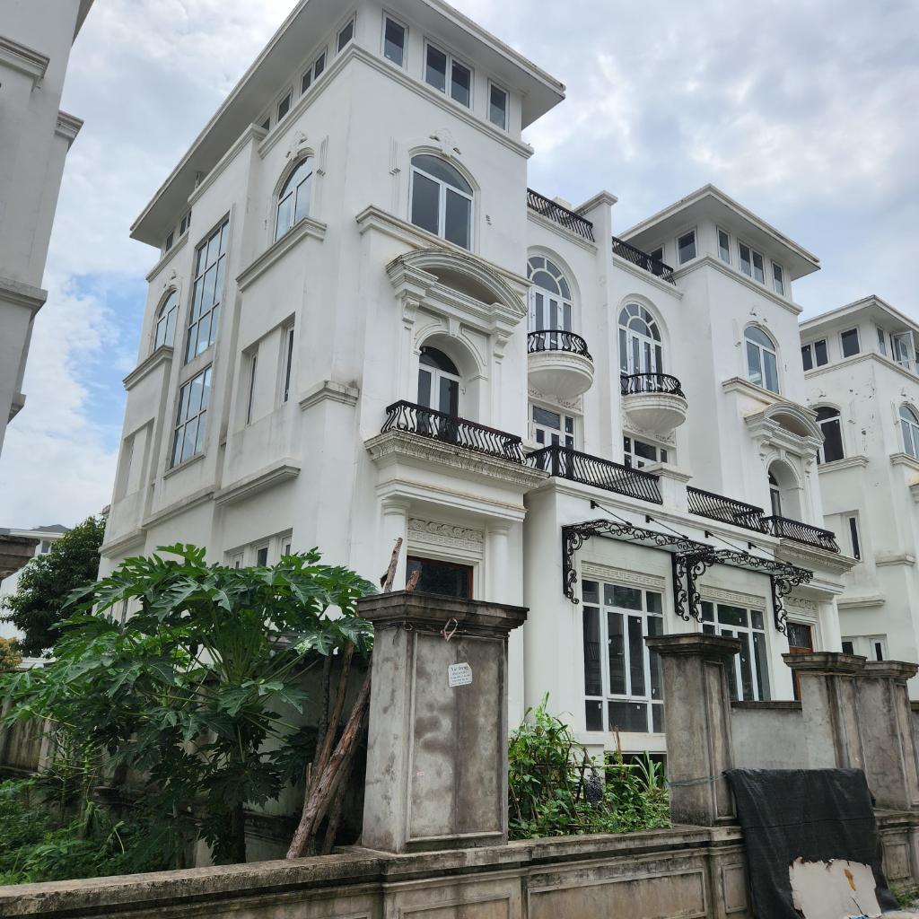 Bán nhà Lê Quang Đạo - diện tích 200m2 4 tầng - Biệt thự song lập xây thô - giá 52 tỷ