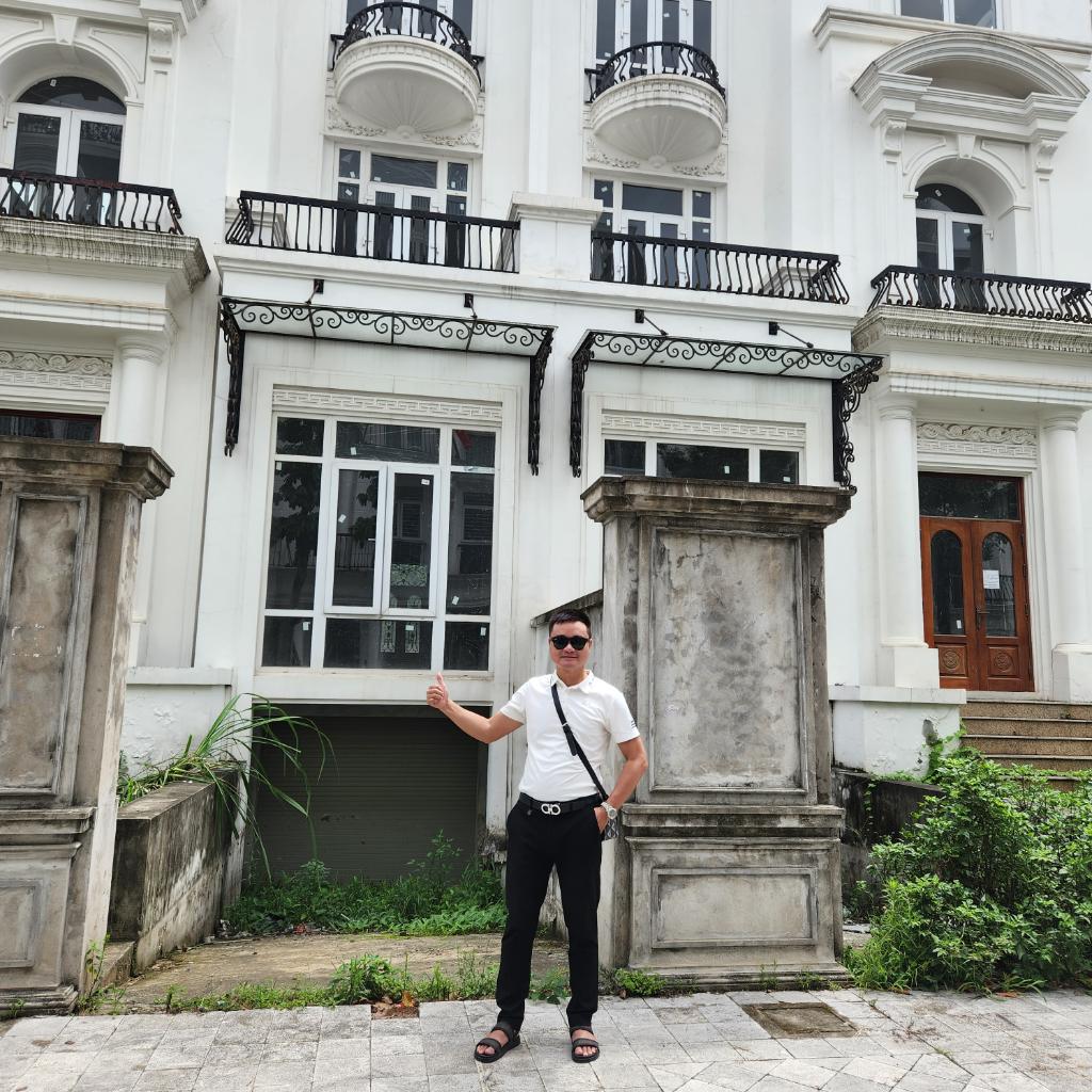 Bán nhà Lê Quang Đạo - diện tích 200m2 4 tầng - Biệt thự song lập xây thô - giá 52 tỷ