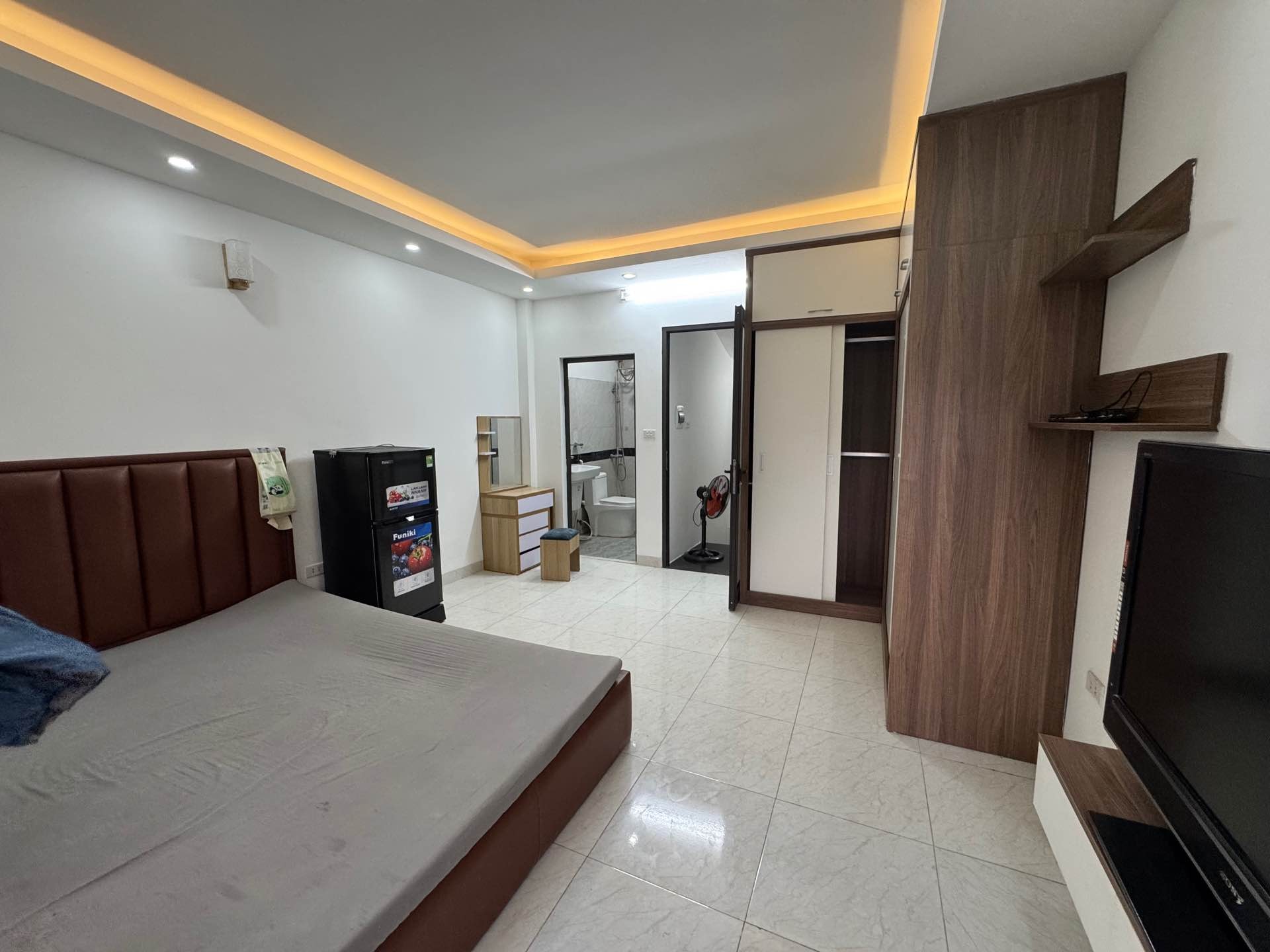 Bán nhà Thanh Lân - diện tích 35m2 5 tầng - Nhà đẹp 5 tầng 3 ngủ 4 wc - giá 7,8 tỷ
