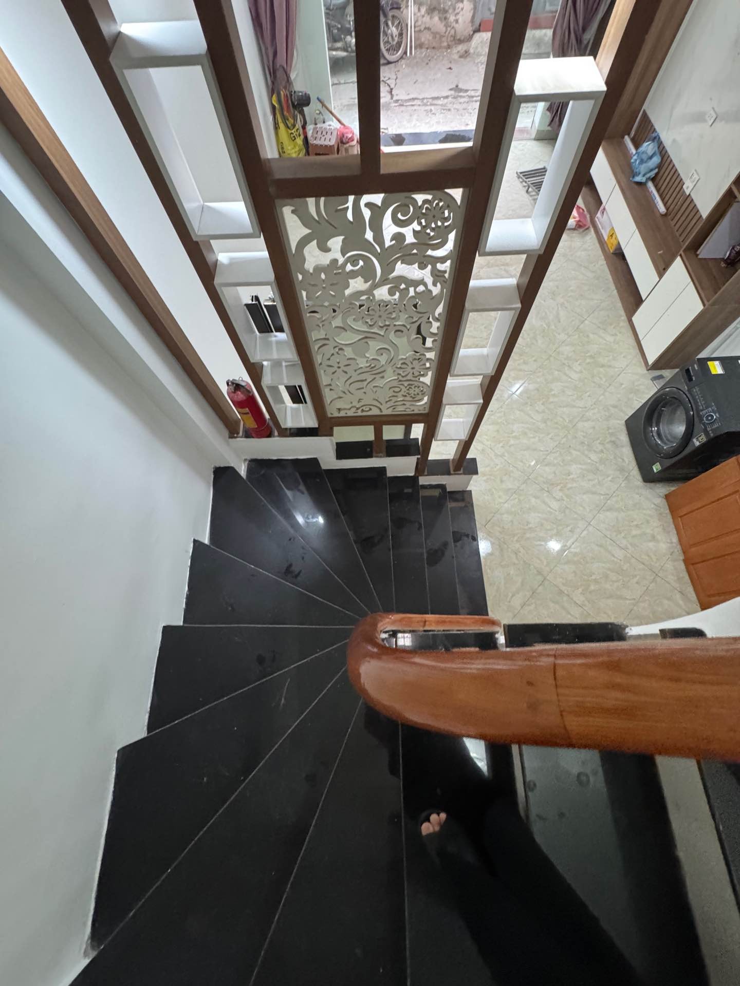 Bán nhà Thanh Lân - diện tích 35m2 5 tầng - Nhà đẹp 5 tầng 3 ngủ 4 wc - giá 7,8 tỷ