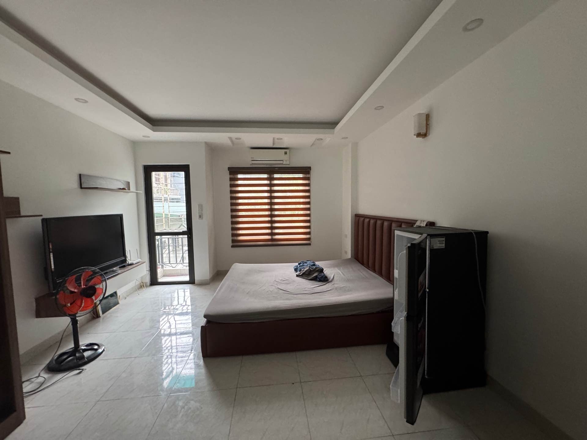 Bán nhà Thanh Lân - diện tích 35m2 5 tầng - Nhà đẹp 5 tầng 3 ngủ 4 wc - giá 7,8 tỷ