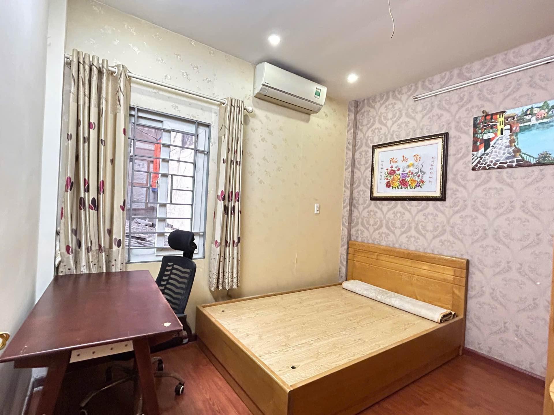 Bán nhà Hai Bà Trưng - diện tích 39m2 4 tầng - Nhà đẹp, full nội thất - giá 10,8 tỷ
