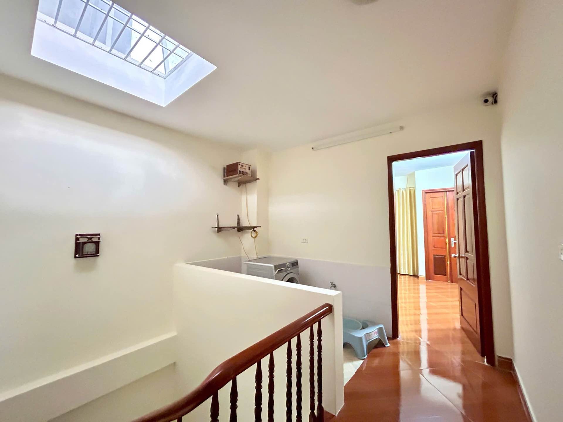 Bán nhà Hai Bà Trưng - diện tích 39m2 4 tầng - Nhà đẹp, full nội thất - giá 10,8 tỷ
