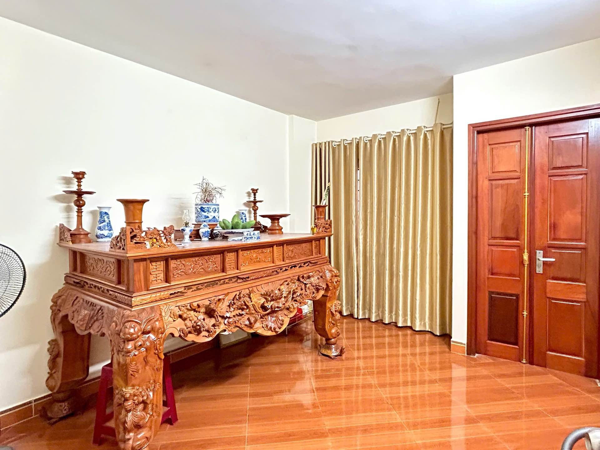 Bán nhà Hai Bà Trưng - diện tích 39m2 4 tầng - Nhà đẹp, full nội thất - giá 10,8 tỷ