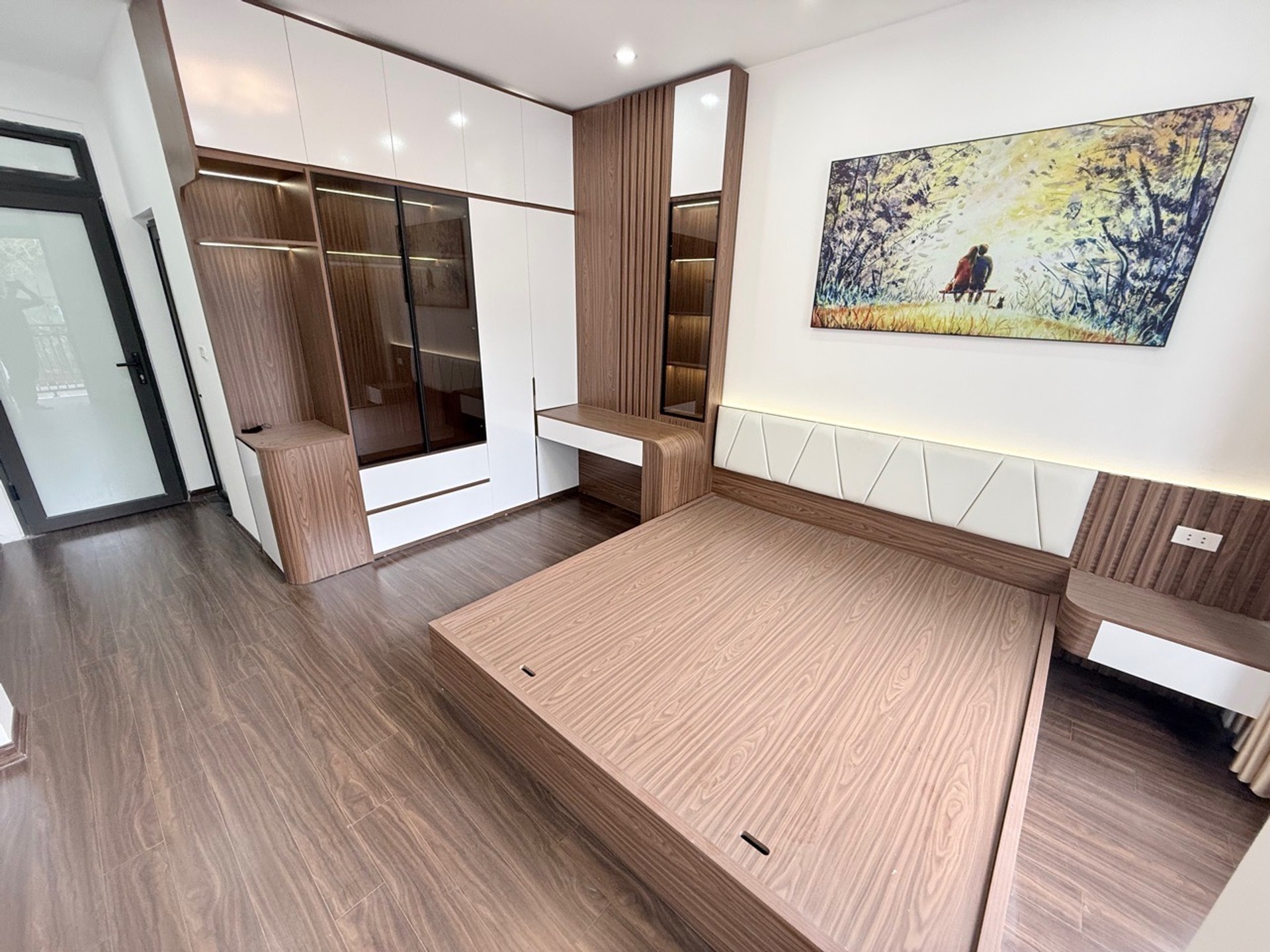 Bán nhà Tam Trinh - diện tích 30m2 5 tầng - ô tô qua nhà - giá 9,98 tỷ