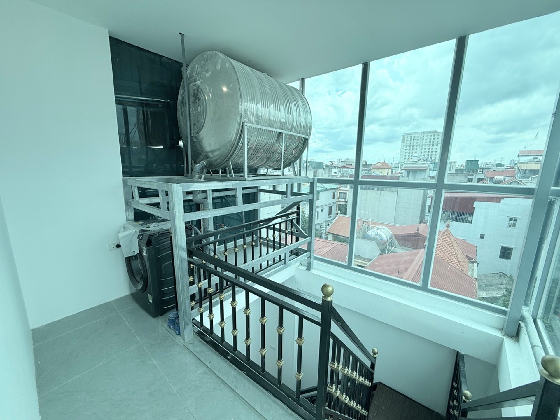 Bán nhà Tam Trinh - diện tích 30m2 5 tầng - ô tô qua nhà - giá 9,98 tỷ