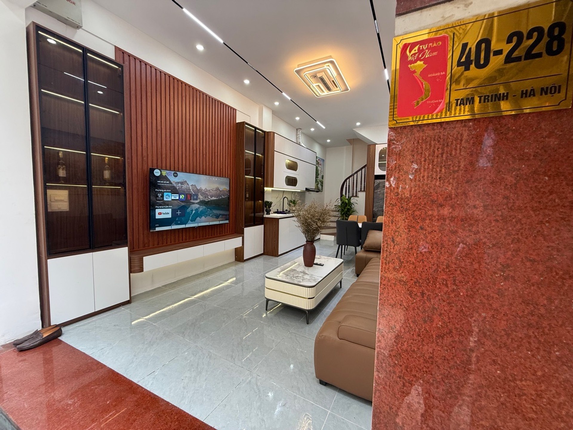 Bán nhà Tam Trinh - diện tích 30m2 5 tầng - ô tô qua nhà - giá 9,98 tỷ