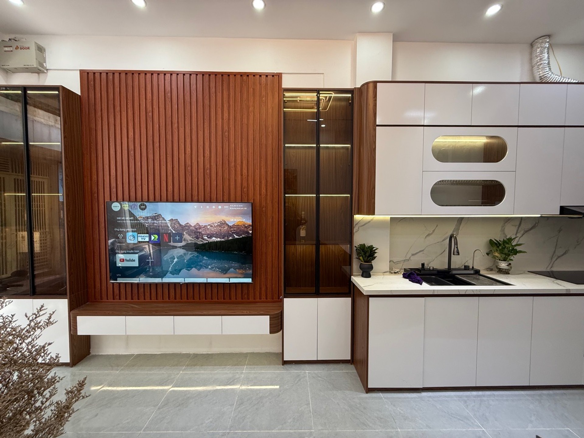 Bán nhà Tam Trinh - diện tích 30m2 5 tầng - ô tô qua nhà - giá 9,98 tỷ