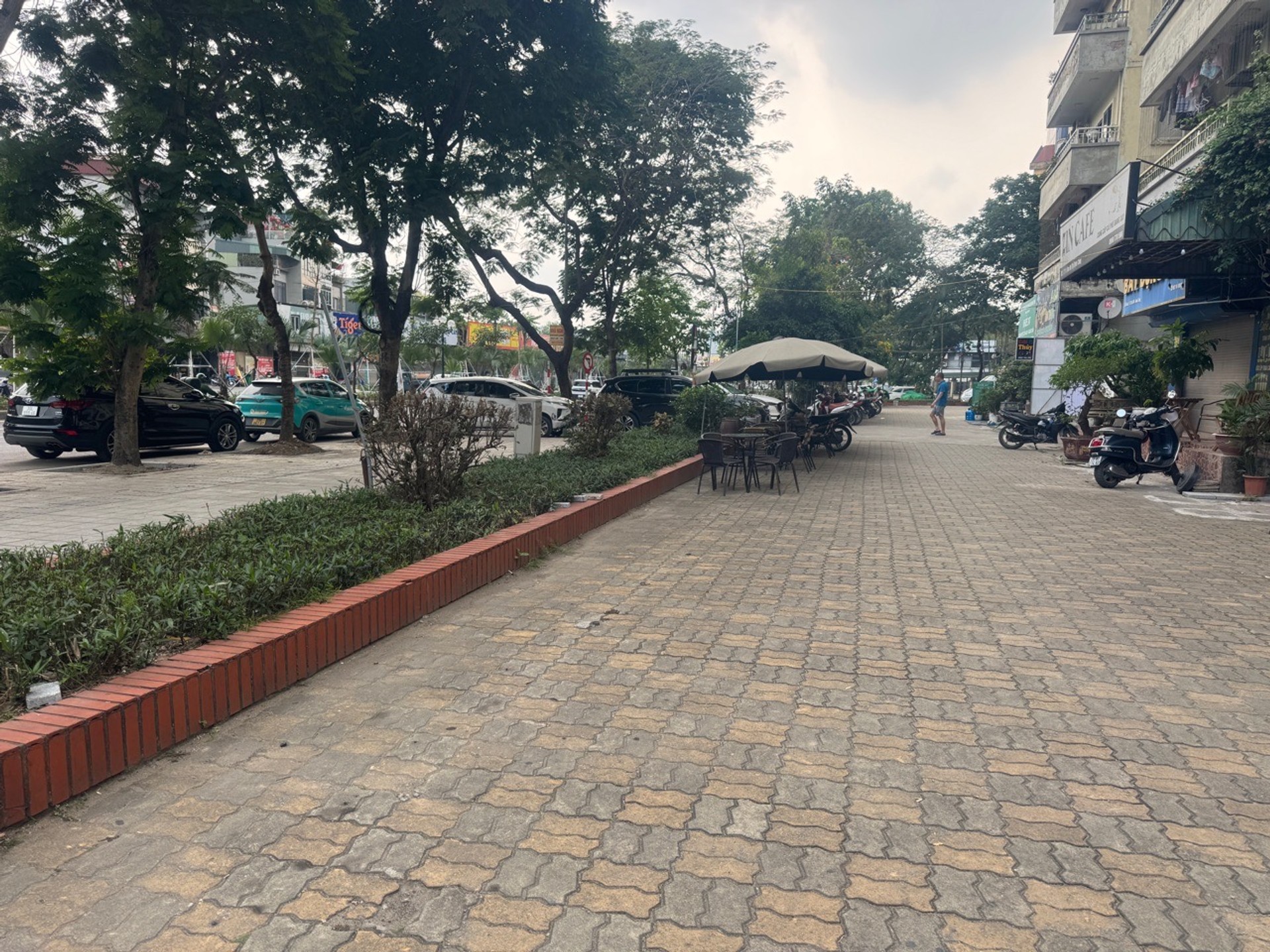 Bán nhà CT16 KĐT Định Công - diện tích 81m2 7 tầng - Thang máy êm ru - giá 6,05 tỷ