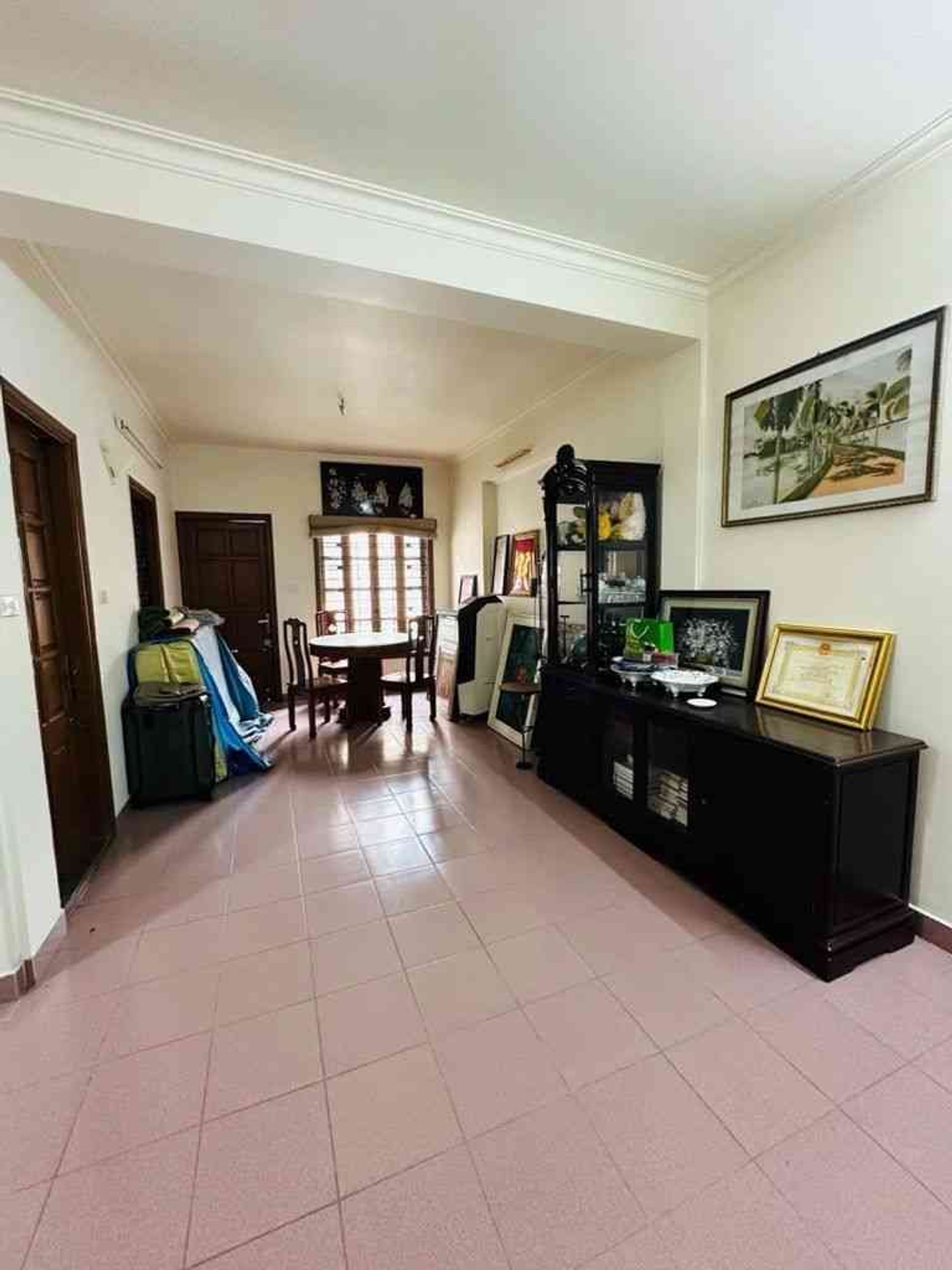 Bán nhà Trần Quý Cáp - diện tích 68m2 4 tầng - Ô TÔ ĐỖ CỬA - giá 32 tỷ
