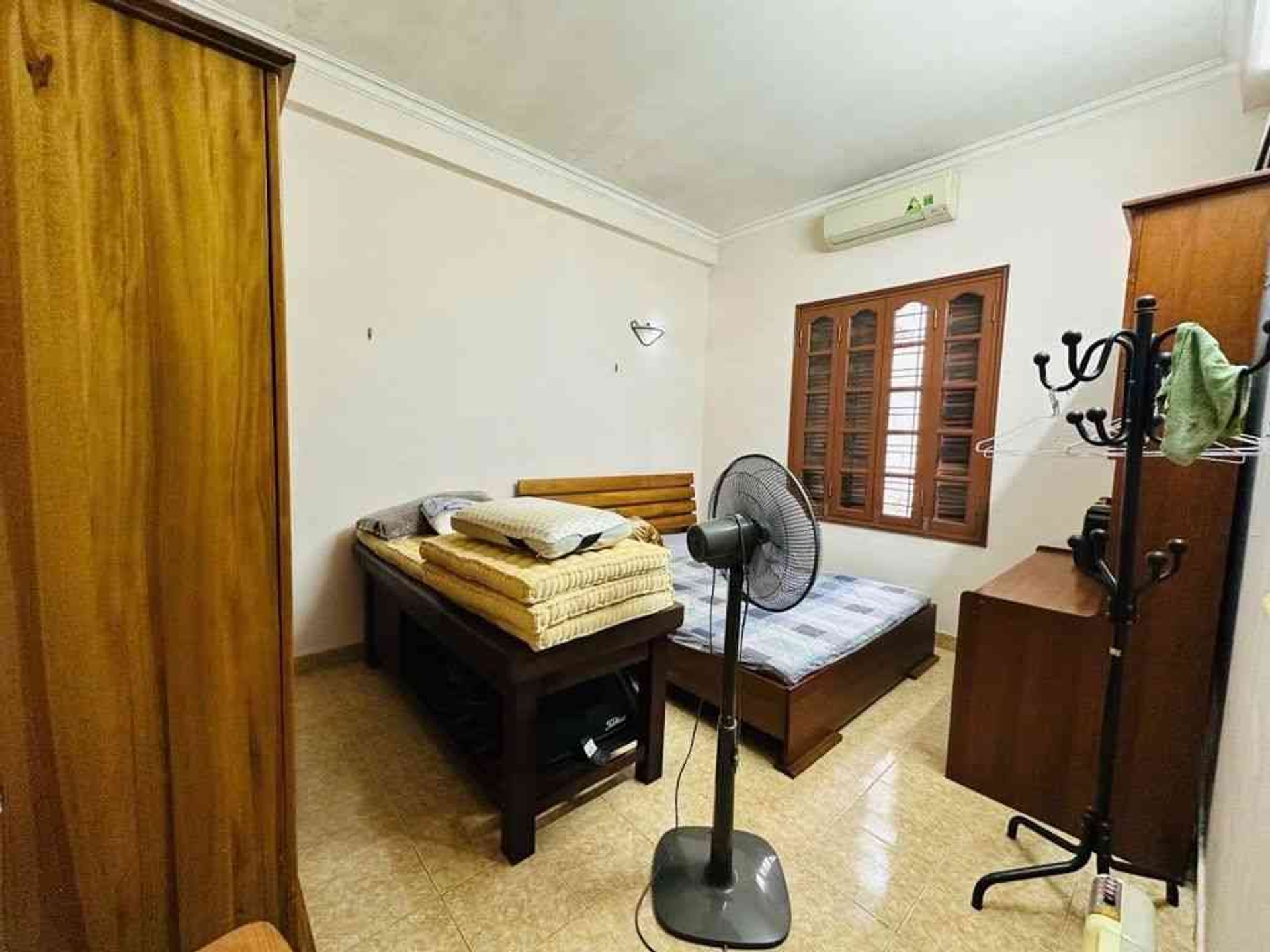 Bán nhà Trần Quý Cáp - diện tích 68m2 4 tầng - Ô TÔ ĐỖ CỬA - giá 32 tỷ