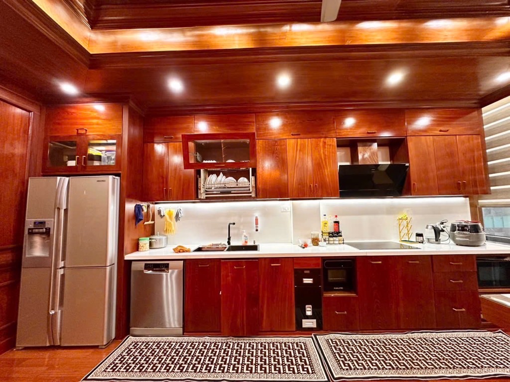 Bán nhà Giáp Nhất - diện tích 70.5m2 8 tầng - Mặt phố ô tô tránh, hai mặt ngõ - giá 49,5 tỷ