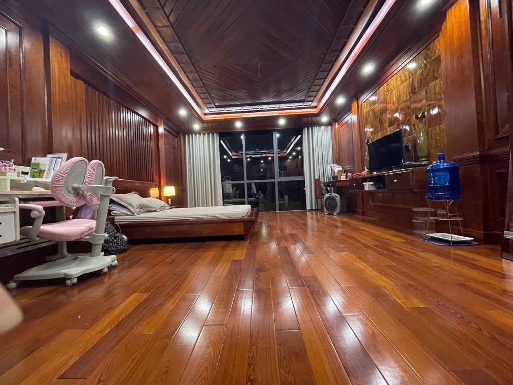 Bán nhà Giáp Nhất - diện tích 70.5m2 8 tầng - Mặt phố ô tô tránh, hai mặt ngõ - giá 49,5 tỷ