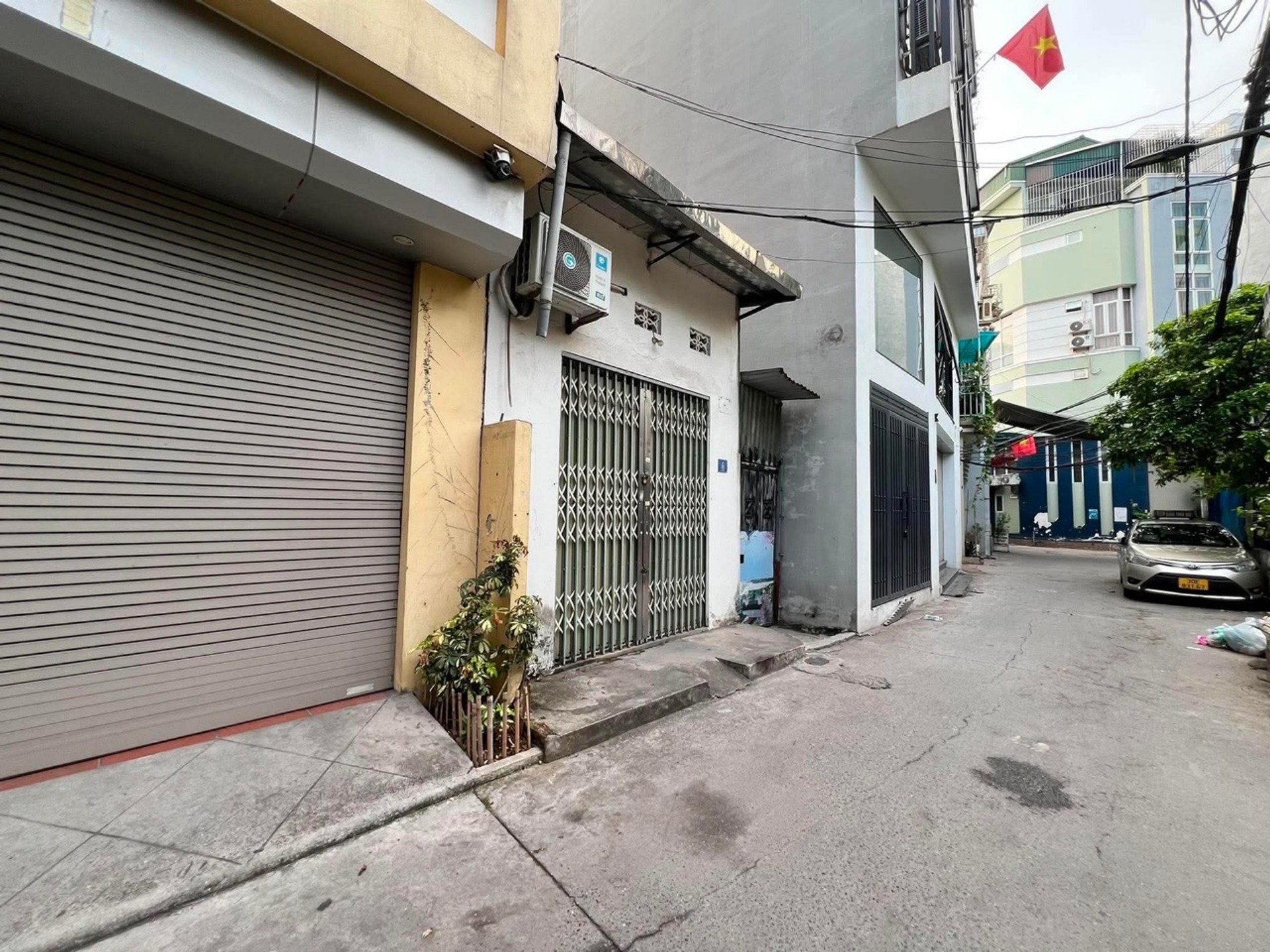 Bán nhà Giáp Nhị - diện tích 70m2 1 tầng - Ô tô tránh ba gác - giá 15,5 tỷ