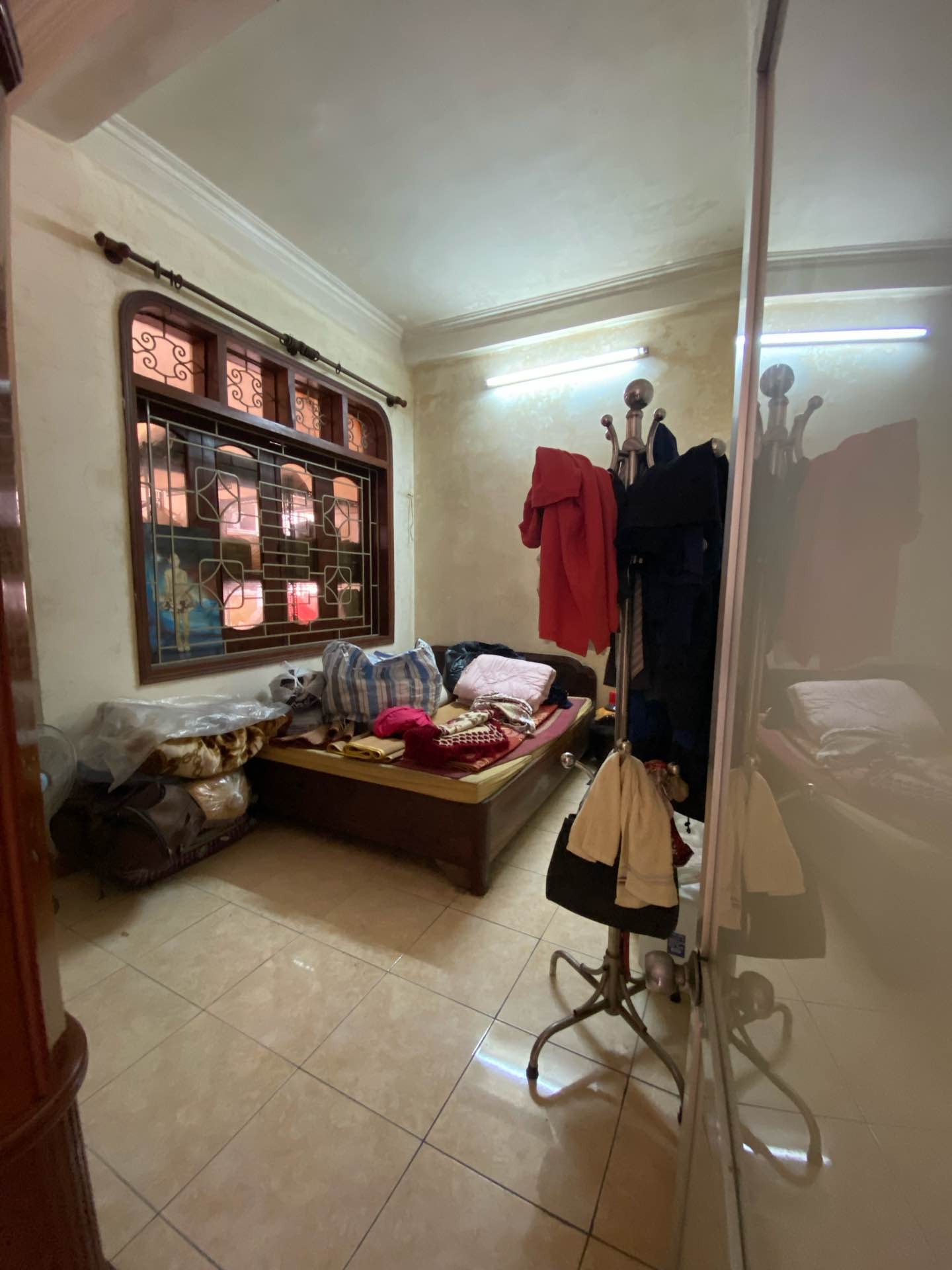 Bán nhà Vũ Hữu - diện tích 101m2 5 tầng - Mặt phố nở hậu - giá 36 tỷ