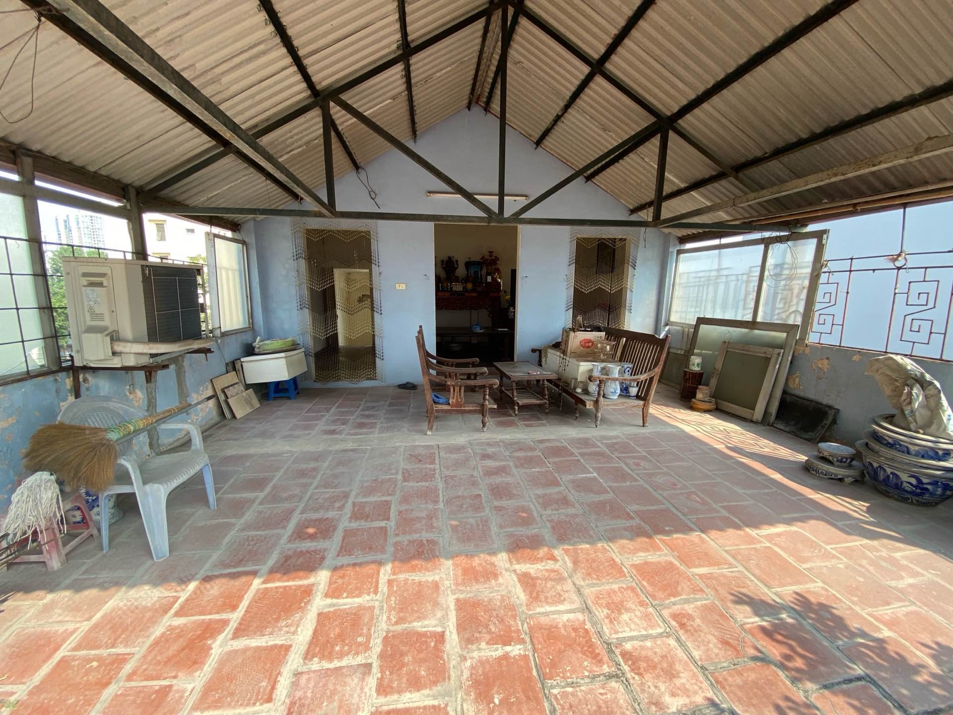 Bán nhà Vũ Hữu - diện tích 101m2 5 tầng - Mặt phố nở hậu - giá 36 tỷ