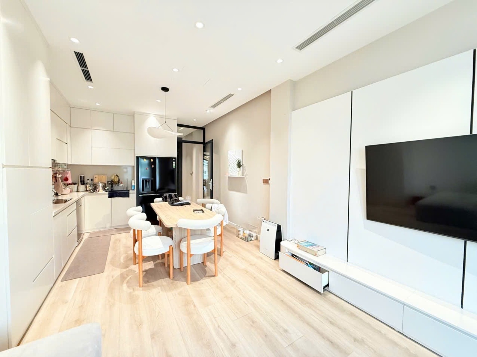 Bán nhà Kim Ngưu - diện tích 39m2 6 tầng - Ô TÔ VÀO NHÀ - giá 13,8 tỷ
