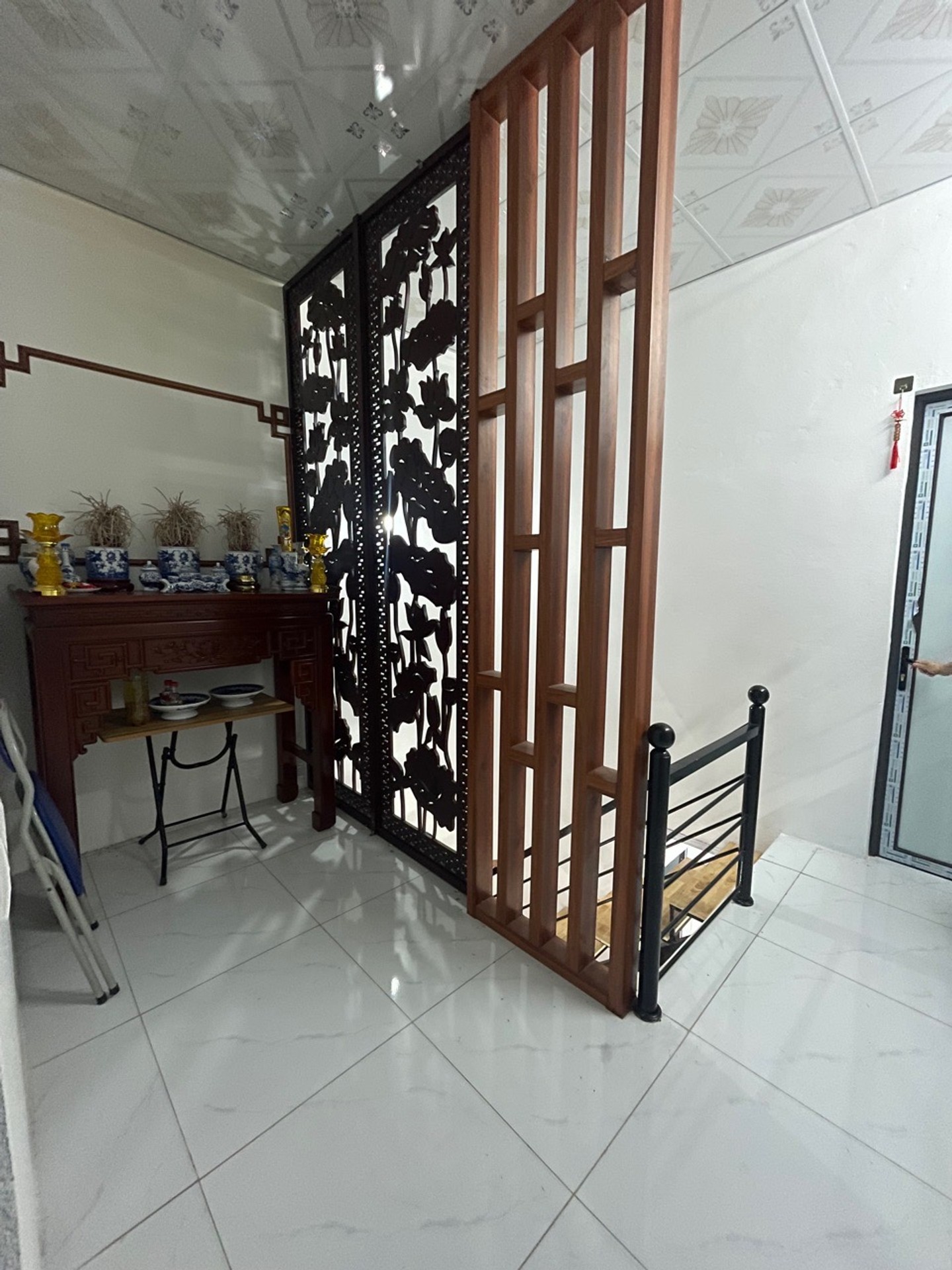 Bán nhà Định Công Hạ - diện tích 43m2 3 tầng - Nhà đẹp, dân thiết kế xây ở - giá 3,5 tỷ
