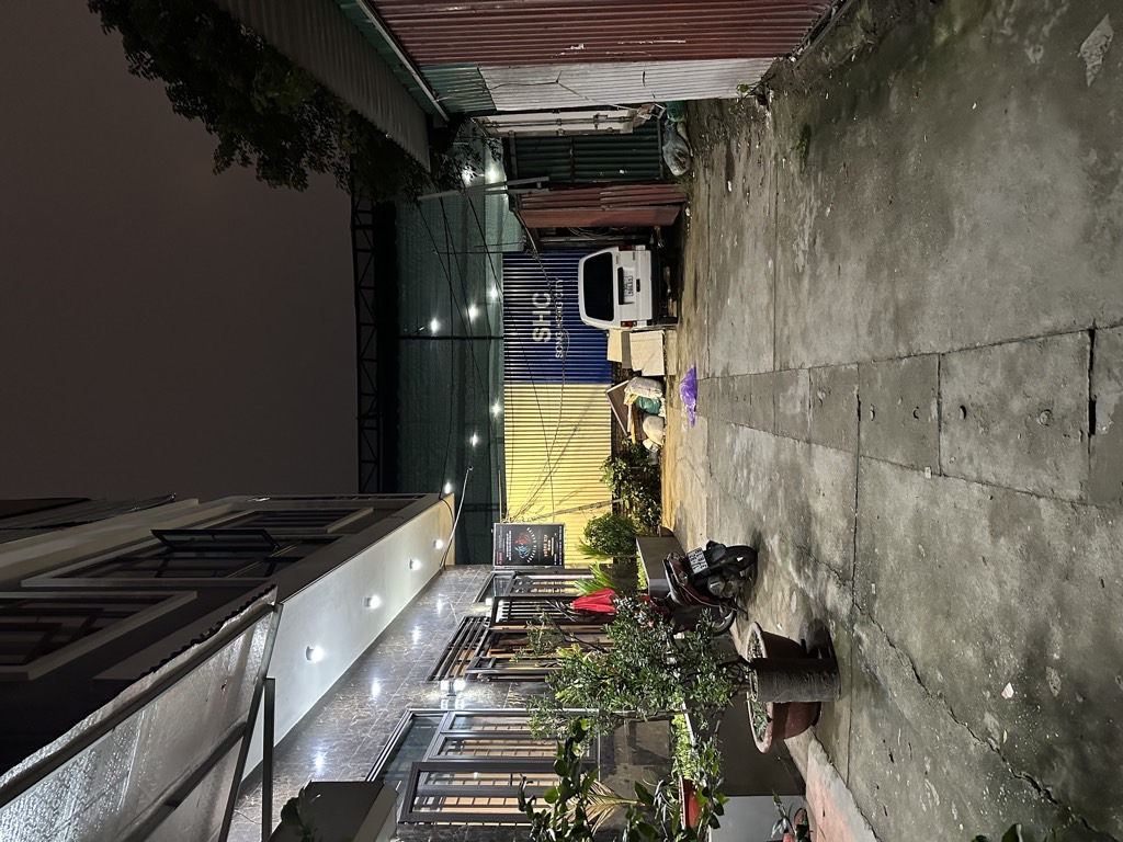 Bán nhà Hồng Hà - diện tích 400m2 2 tầng - ô tô tránh - giá 40 tỷ