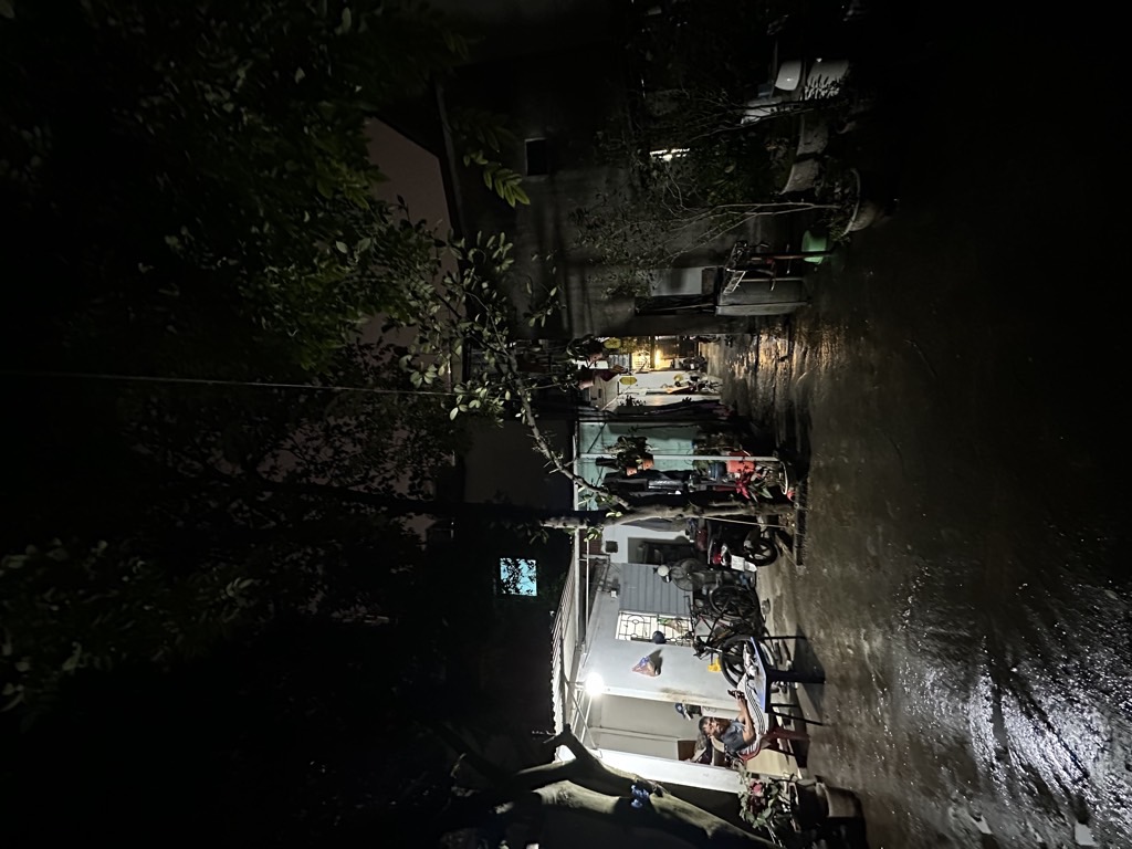 Bán nhà Hồng Hà - diện tích 400m2 2 tầng - ô tô tránh - giá 40 tỷ