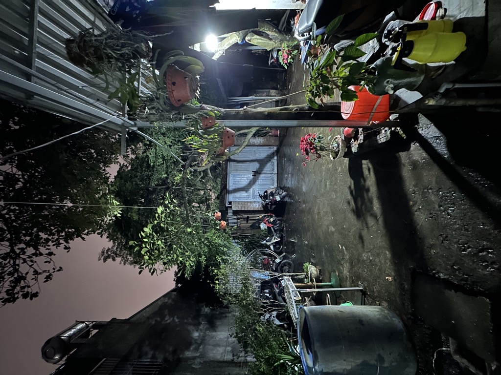 Bán nhà Hồng Hà - diện tích 400m2 2 tầng - ô tô tránh - giá 40 tỷ