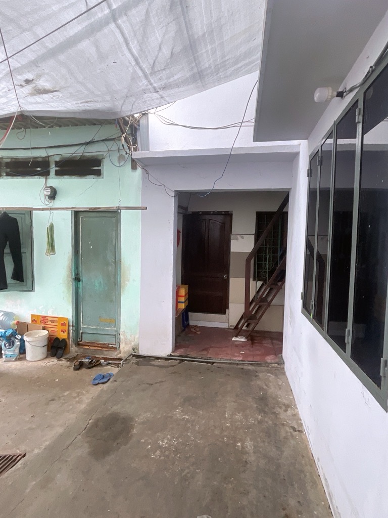 Bán nhà Hồ Bá Kiện - diện tích 232m2 2 tầng - Mặt tiền 8m - giá 33 tỷ