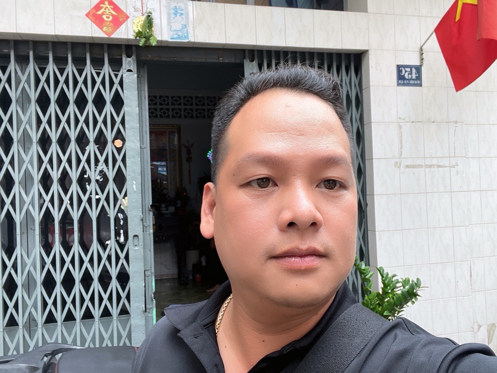 Bán nhà Hồ Bá Kiện - diện tích 232m2 2 tầng - Mặt tiền 8m - giá 33 tỷ