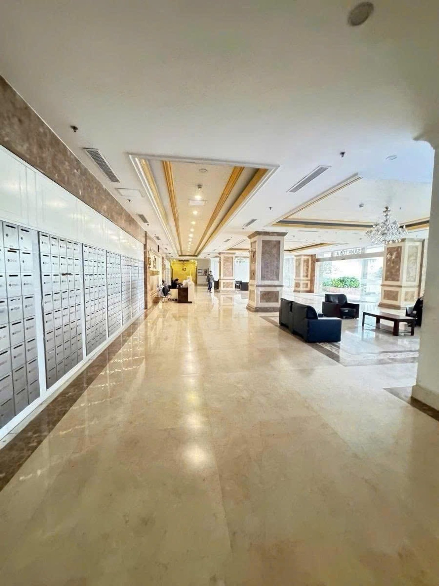 Bán nhà Minh Khai - diện tích 70m2 17 tầng - Căn hộ 2PN, 2WC - giá 5,85 tỷ