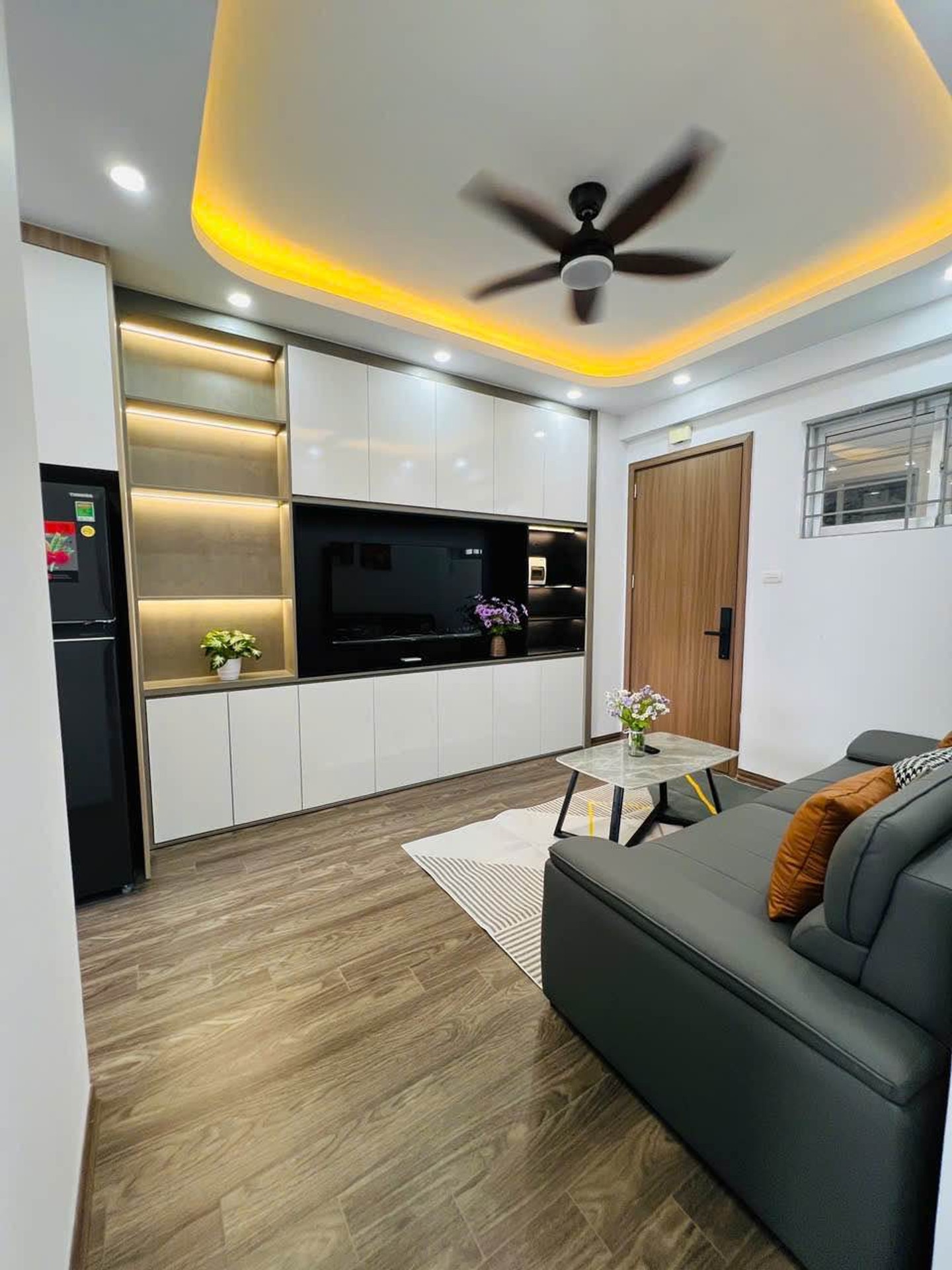 Bán nhà Linh Đàm - diện tích 44m2 1 tầng - Căn góc 2 mặt thoáng - giá 4 tỷ