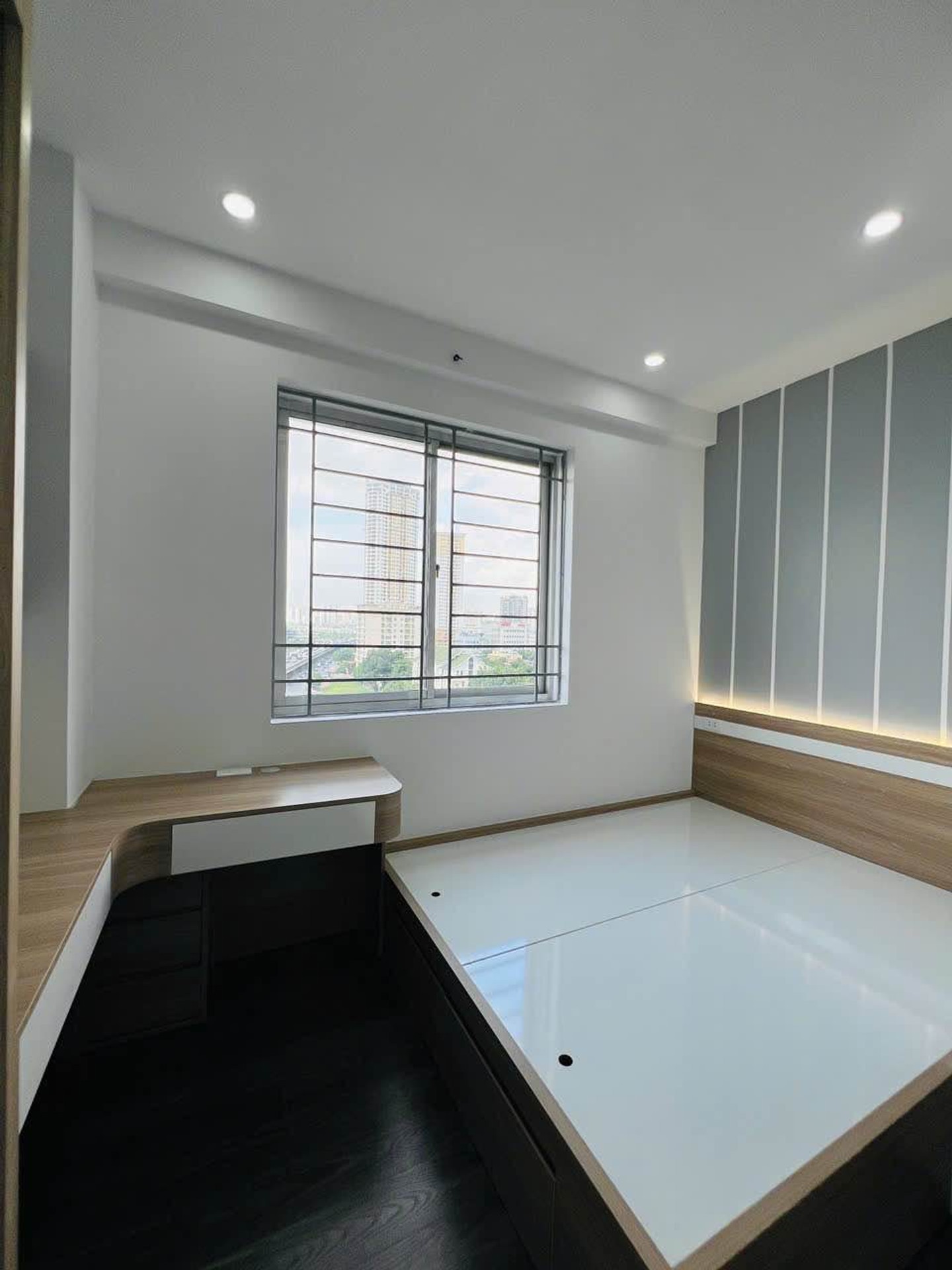 Bán nhà Linh Đàm - diện tích 44m2 1 tầng - Căn góc 2 mặt thoáng - giá 4 tỷ