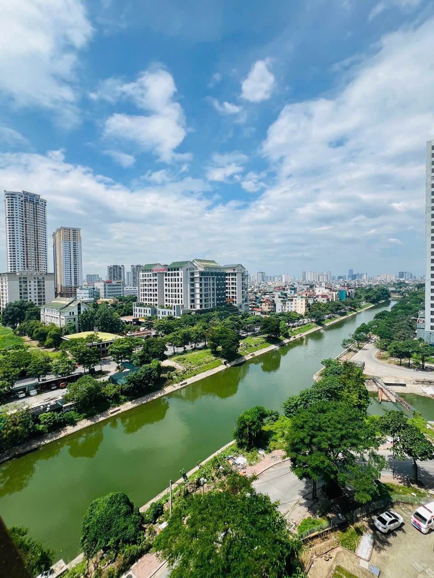 Bán nhà Linh Đàm - diện tích 44m2 1 tầng - Căn góc 2 mặt thoáng - giá 4 tỷ
