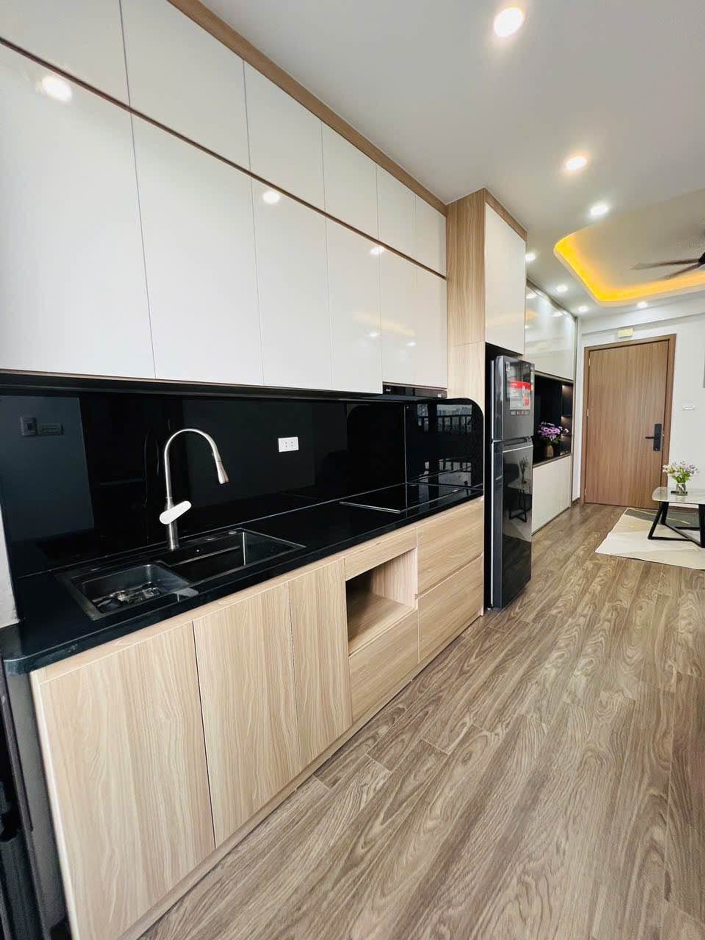 Bán nhà Linh Đàm - diện tích 44m2 1 tầng - Căn góc 2 mặt thoáng - giá 4 tỷ