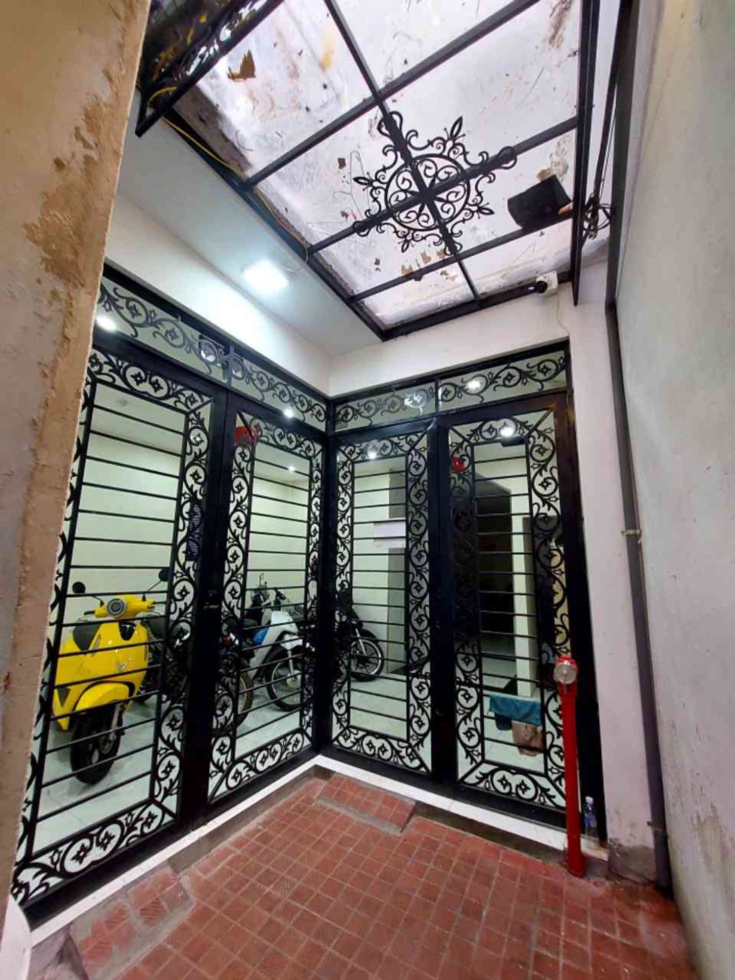 Bán nhà Tương Mai - diện tích 47m2 6 tầng - gần ô tô - giá 14,5 tỷ