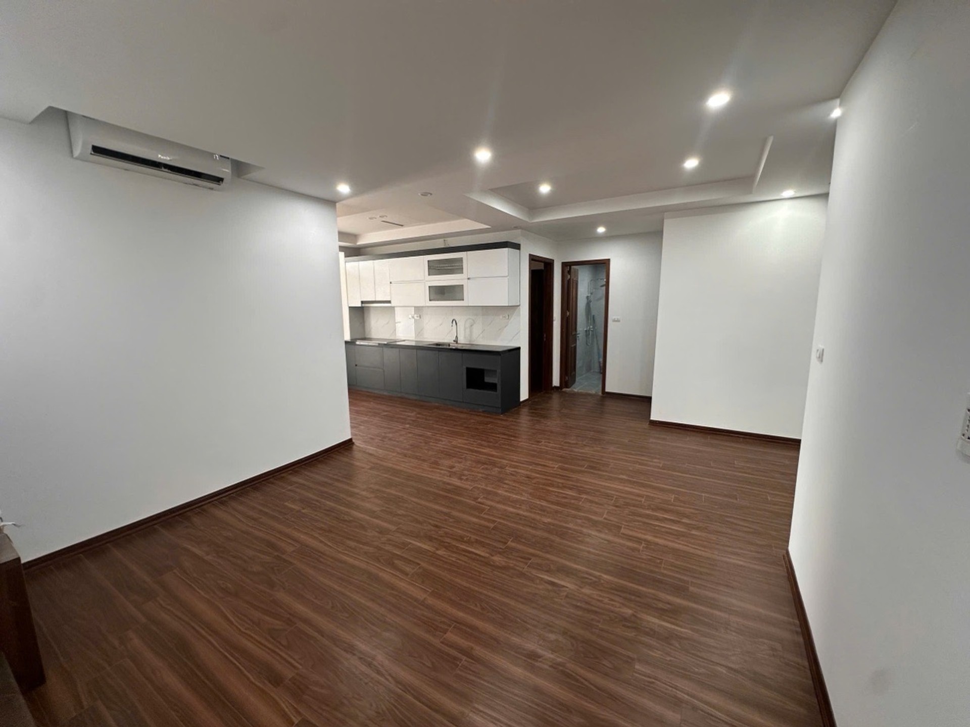 Bán nhà Tam Trinh - diện tích 98m2 1 tầng - Nhà chung cư đẹp, giá 9,2 tỷ