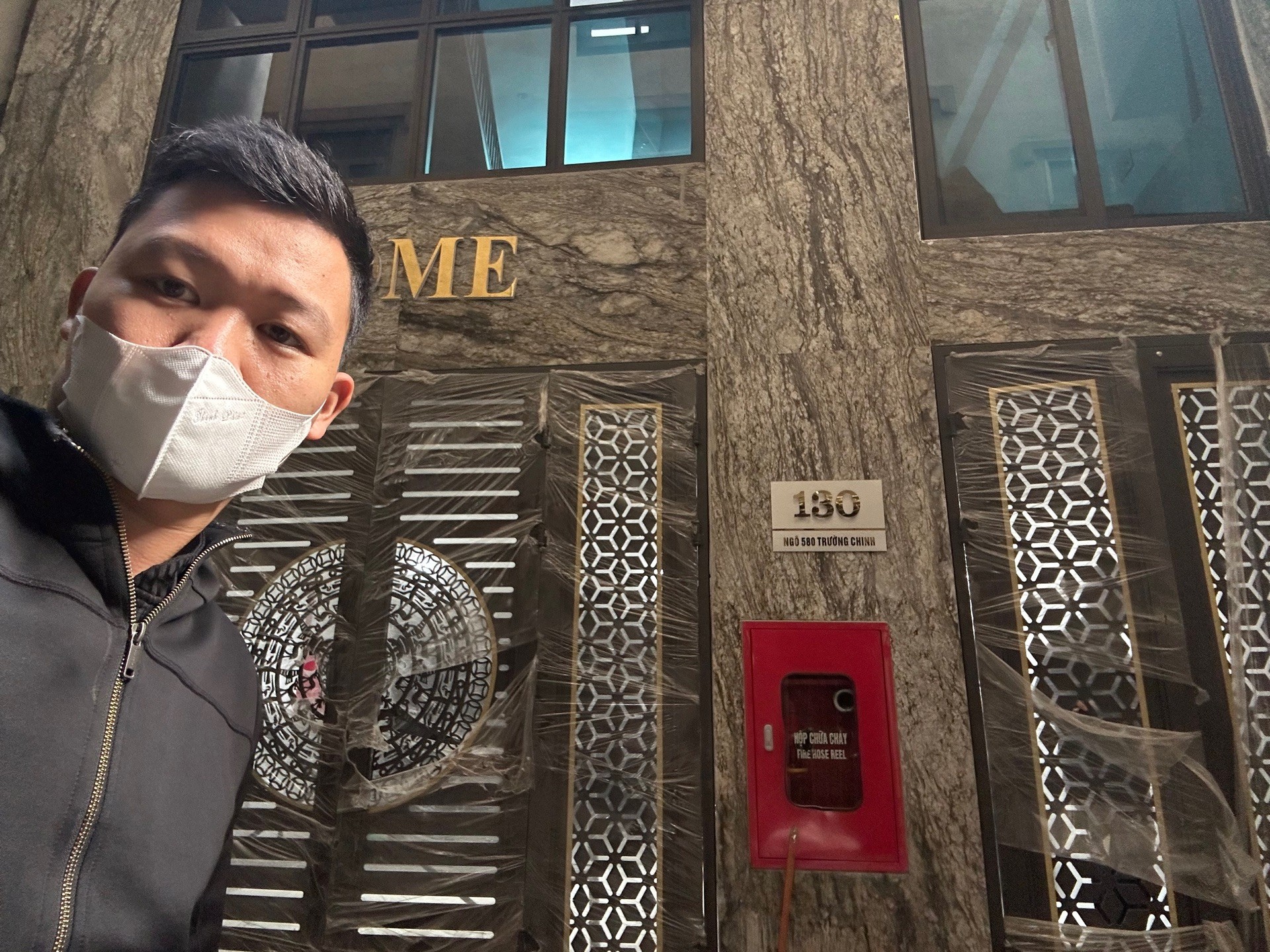 Bán nhà Trường Chinh - diện tích 100m2 8 tầng - Thang máy - giá 38 tỷ