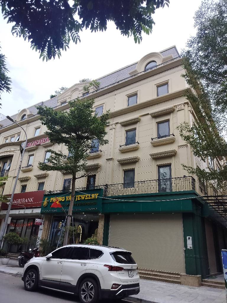 Bán nhà Nguyễn Xiển - diện tích 124m2 6 tầng - Lô góc, kinh doanh đỉnh - giá 49,5 tỷ