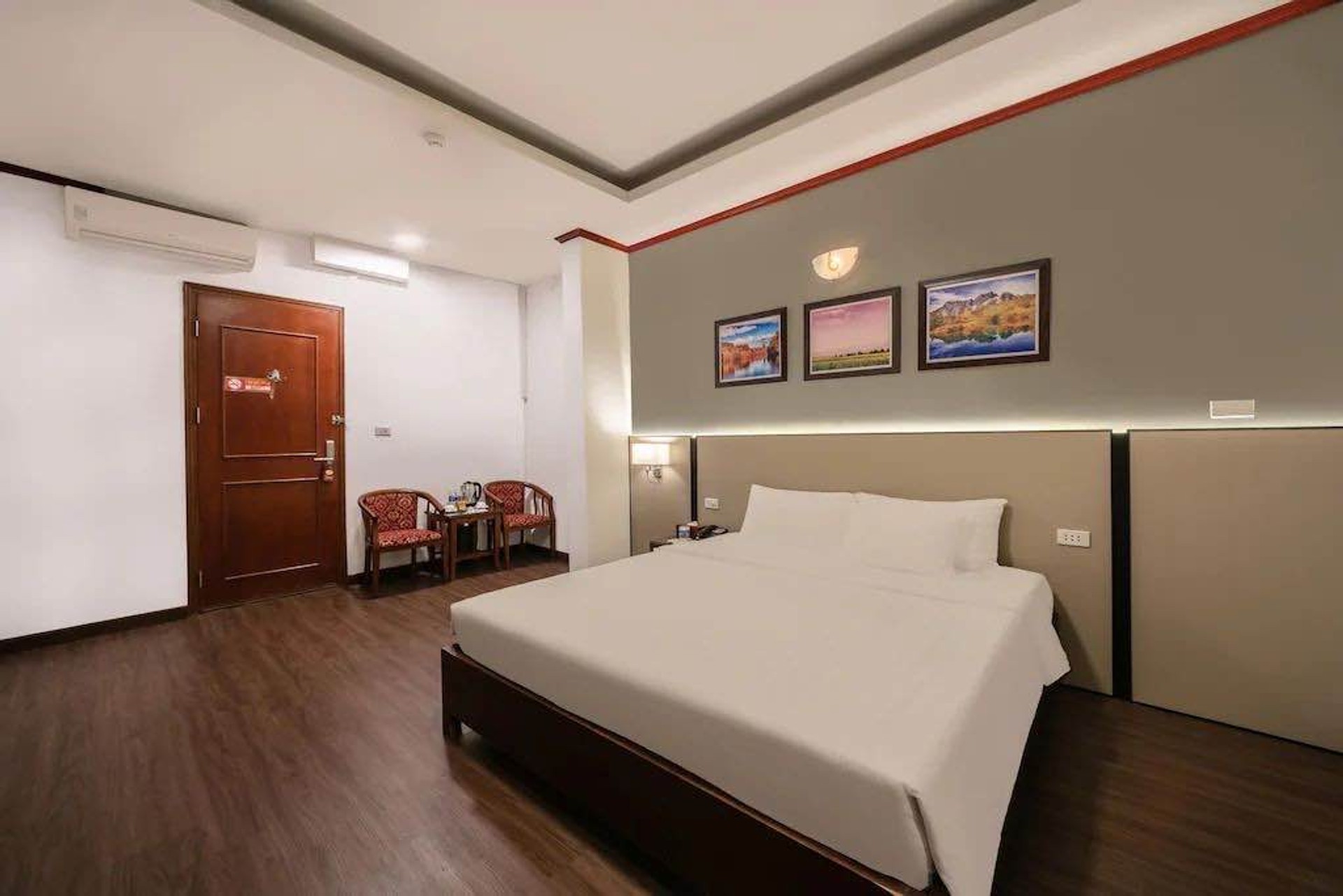 Bán nhà Mai Hắc Đế - diện tích 98m2 9 tầng - Khách sạn mặt phố - giá 92 tỷ