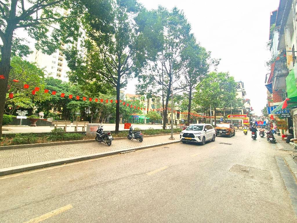 Bán nhà Lương Khánh Thiện - diện tích 79m2 7 tầng - Nở hậu hút tài lộc - giá 26,5 tỷ