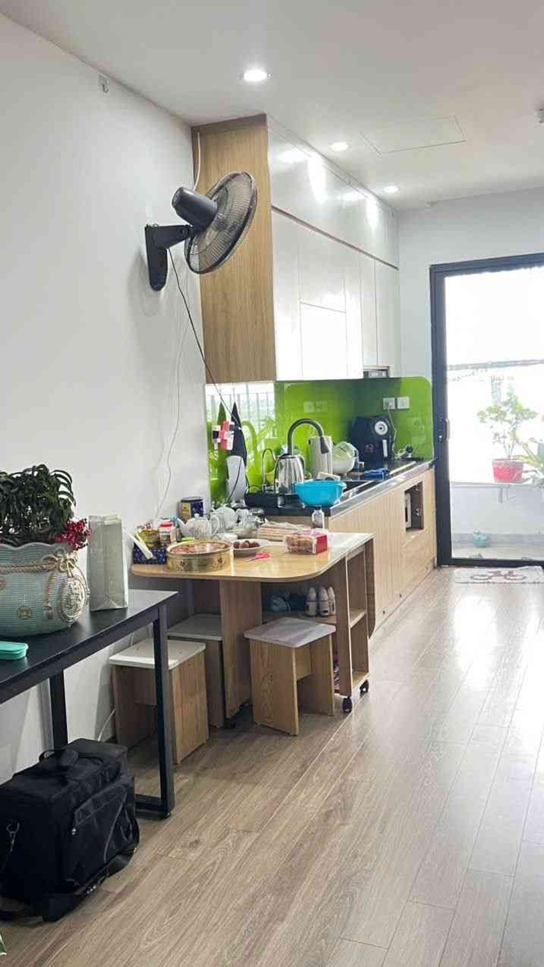 Bán nhà Ngọc Hồi - diện tích 67m2 2407 tầng - Căn hộ 2 phòng ngủ - giá 4,5 tỷ