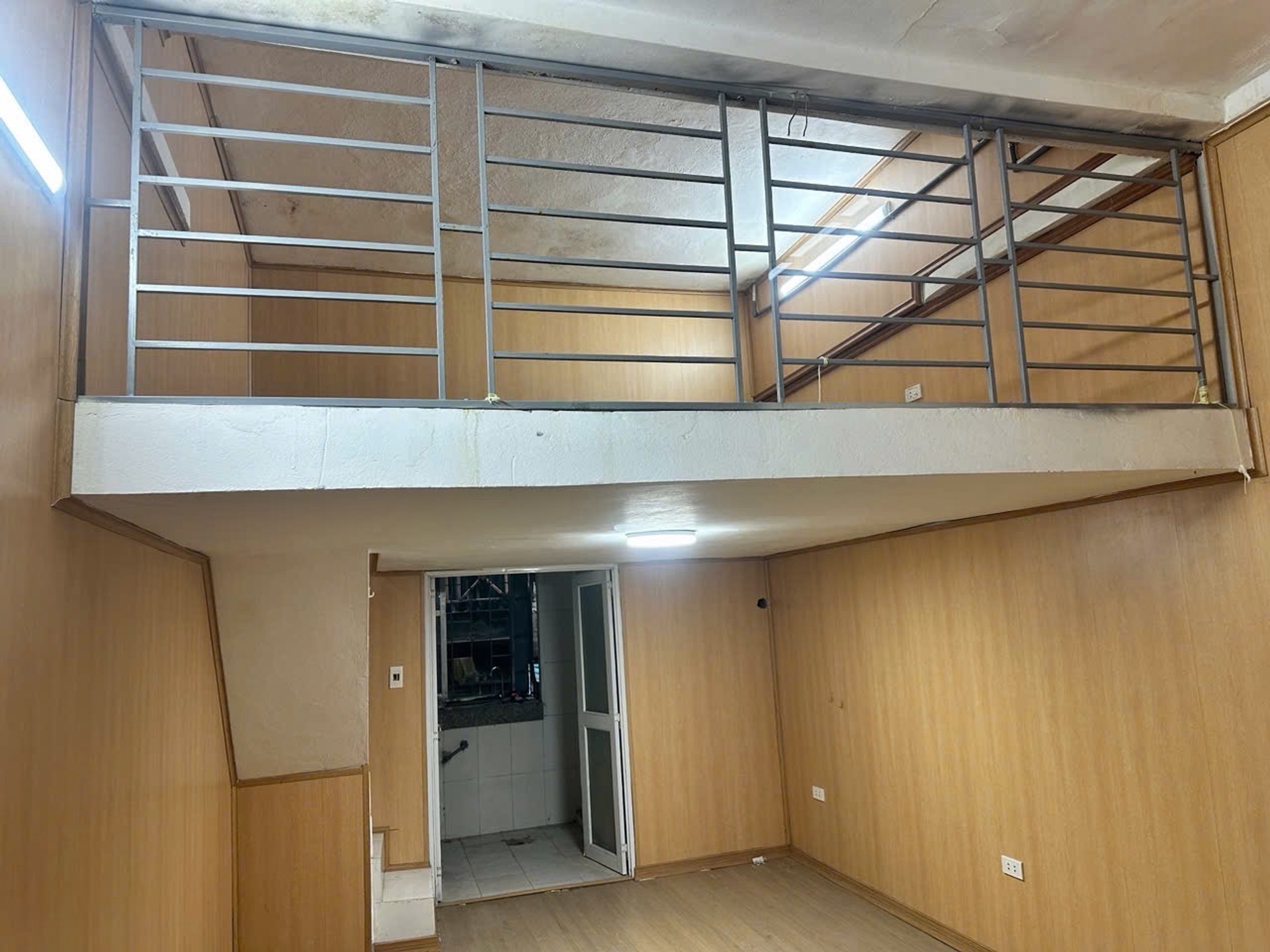 Bán nhà Thọ Lão - diện tích 40m2 1 tầng - ô tô dưới sảnh - giá 2,25 tỷ