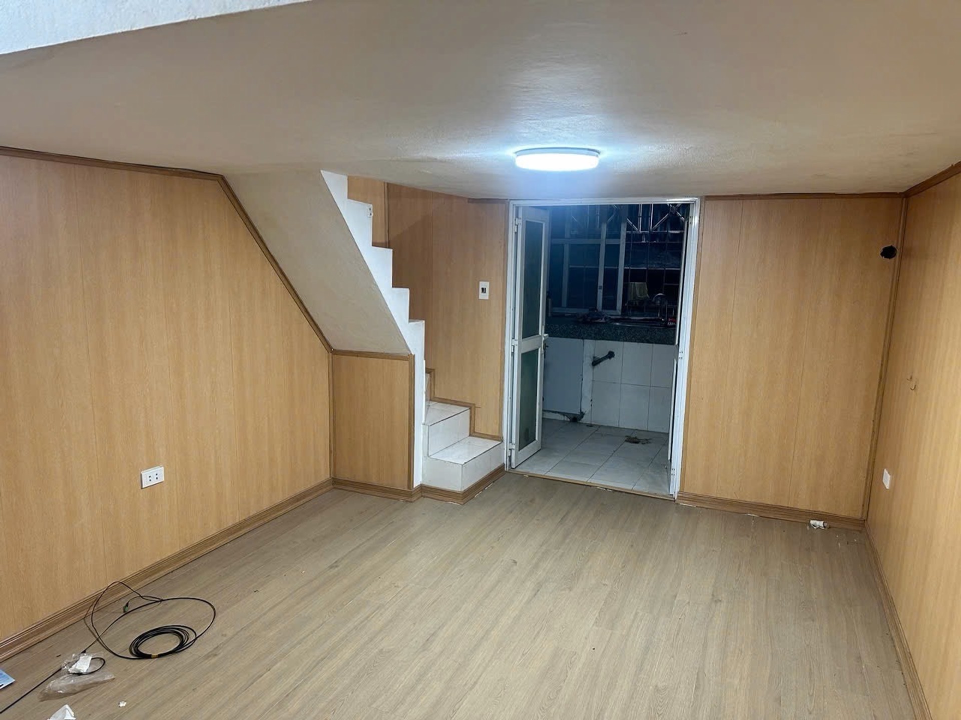Bán nhà Thọ Lão - diện tích 40m2 1 tầng - ô tô dưới sảnh - giá 2,25 tỷ