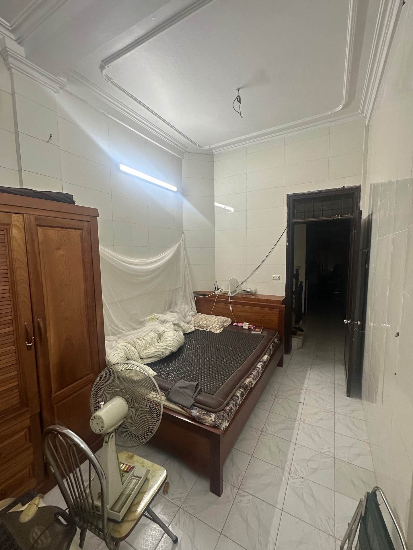 Bán nhà Chùa Vua - diện tích 46m2 5 tầng - Ngõ thông kinh doanh - giá Nhỉnh 15 tỷ