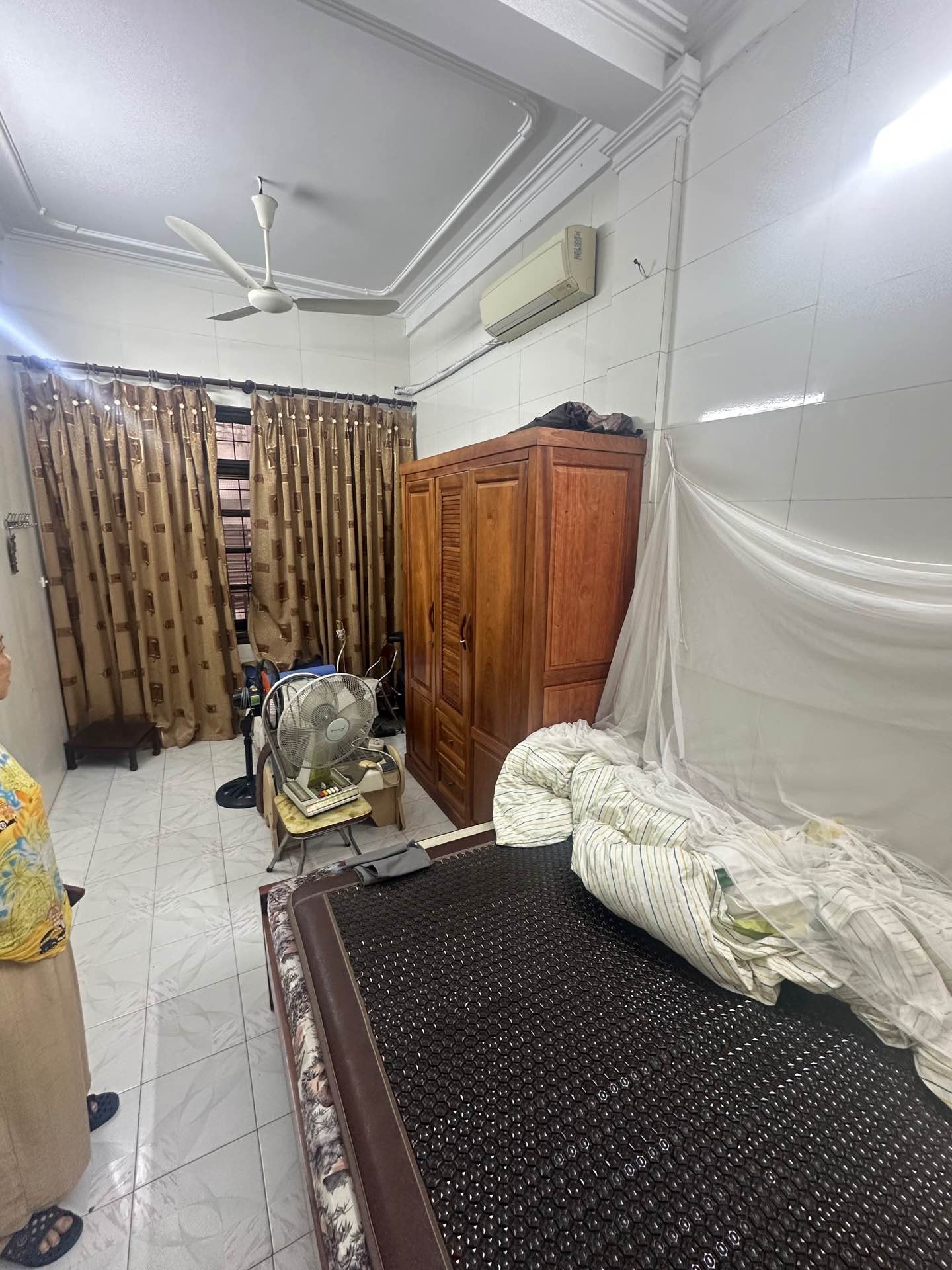 Bán nhà Chùa Vua - diện tích 46m2 5 tầng - Ngõ thông kinh doanh - giá Nhỉnh 15 tỷ