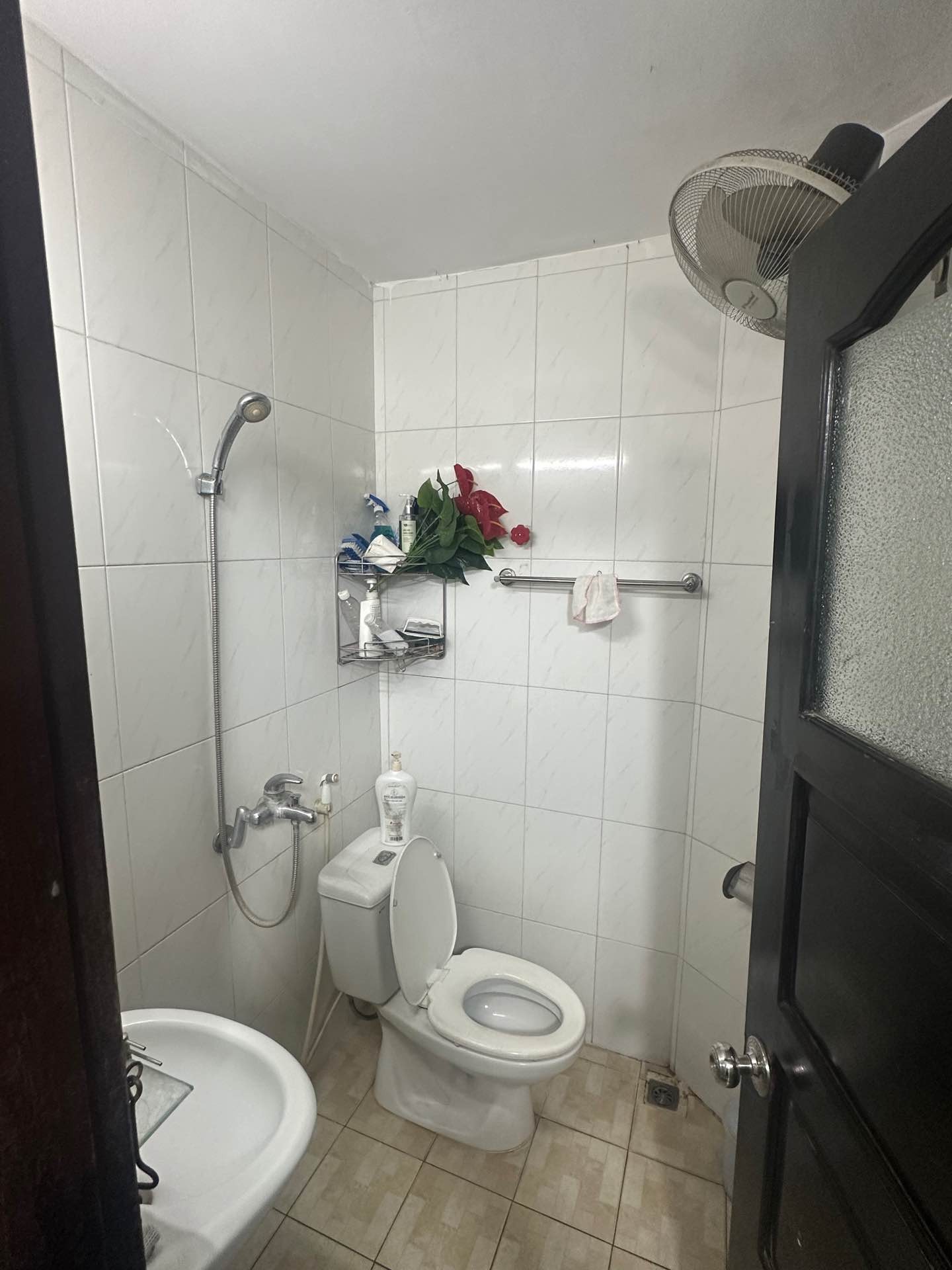 Bán nhà Chùa Vua - diện tích 46m2 5 tầng - Ngõ thông kinh doanh - giá Nhỉnh 15 tỷ