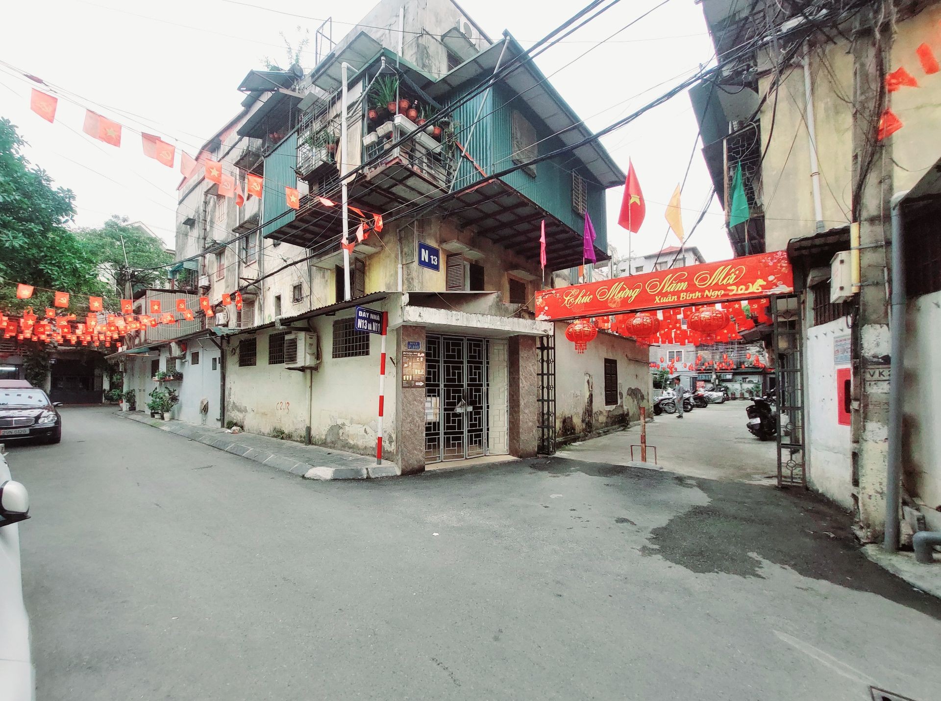 Bán nhà Bạch Đằng - diện tích 45m2 1 tầng - Ô TÔ ĐỖ CỬA - giá 4,2 tỷ
