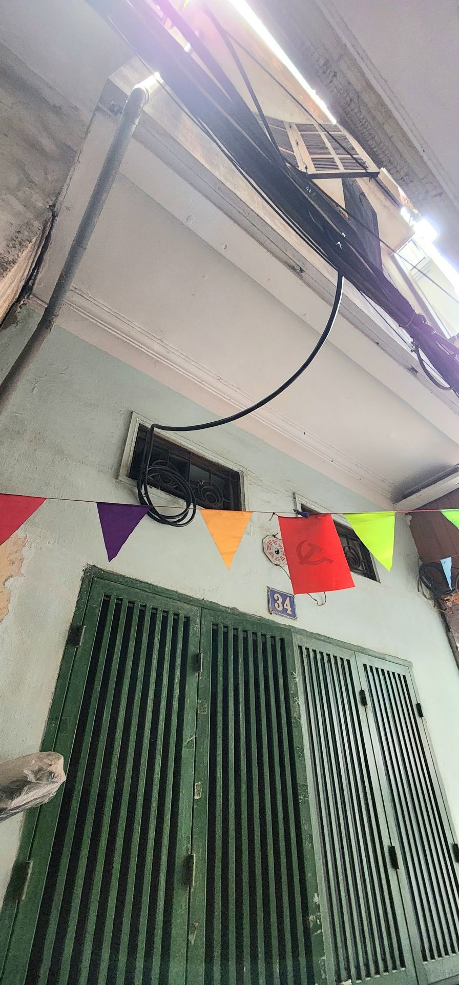Bán nhà Bạch Mai - diện tích 40m2 3 tầng - Mặt ngõ thông, kinh doanh tốt - giá 9,2 tỷ